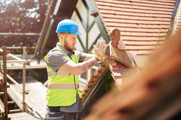 Best Roof Gutter Cleaning  in Richmond, IN